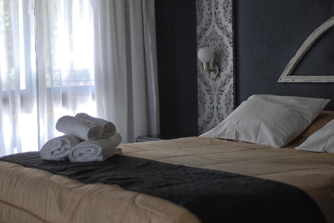 Atelier Hotel De Charme Villa General Belgrano Esterno foto